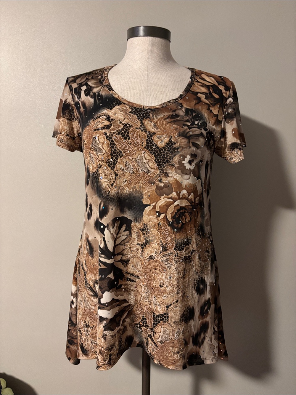 Brittany Black Brown Floral & Abstract Short-Sleeve Scoop Top